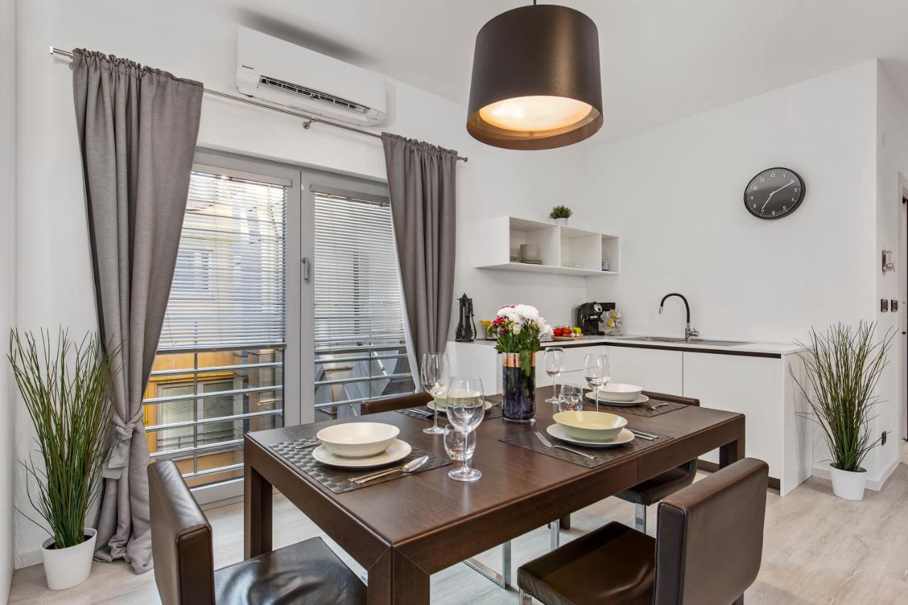 Apartments Rijeka In Εξωτερικό φωτογραφία